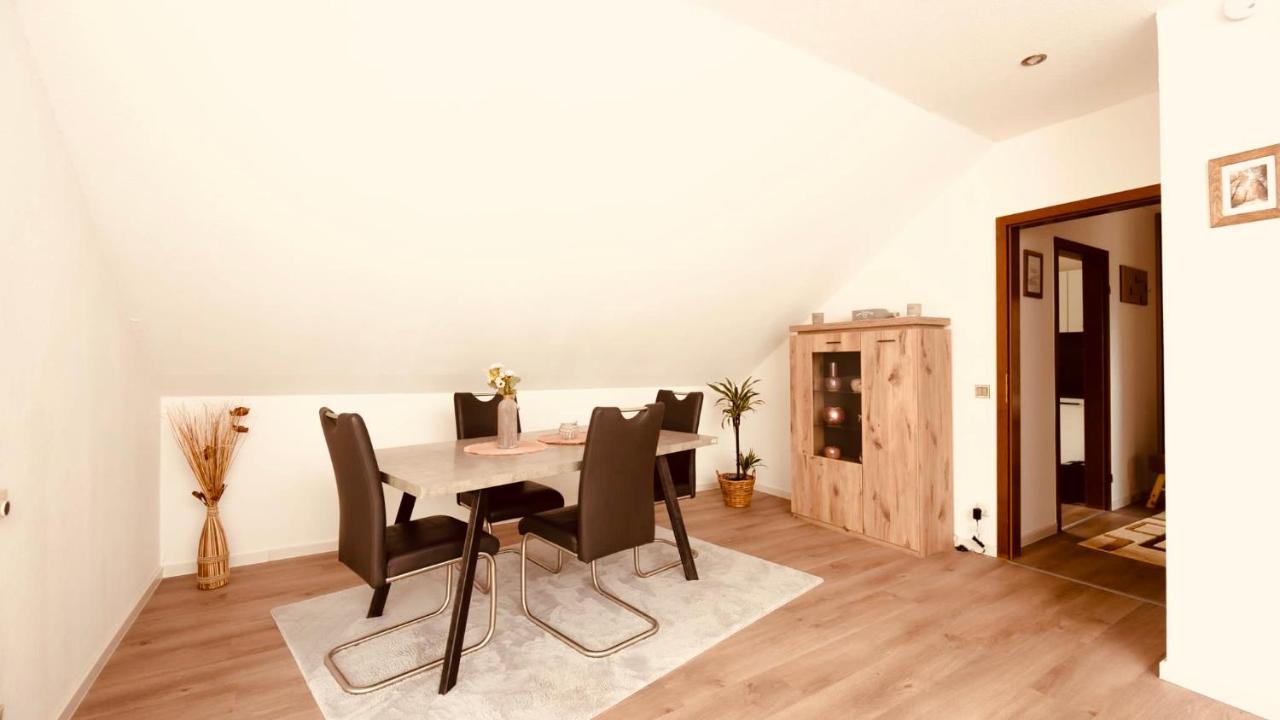 3,5-Zimmer Inkl Arbeitsplatz, Wlan & Free Netflix, Amazon-Free Parken Vollausgestattete Wohnung, 24H Check In 哈姆 外观 照片