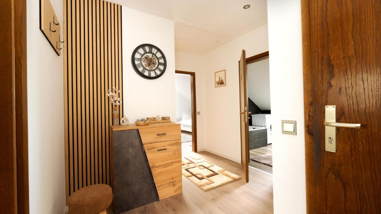 3,5-Zimmer Inkl Arbeitsplatz, Wlan & Free Netflix, Amazon-Free Parken Vollausgestattete Wohnung, 24H Check In 哈姆 外观 照片